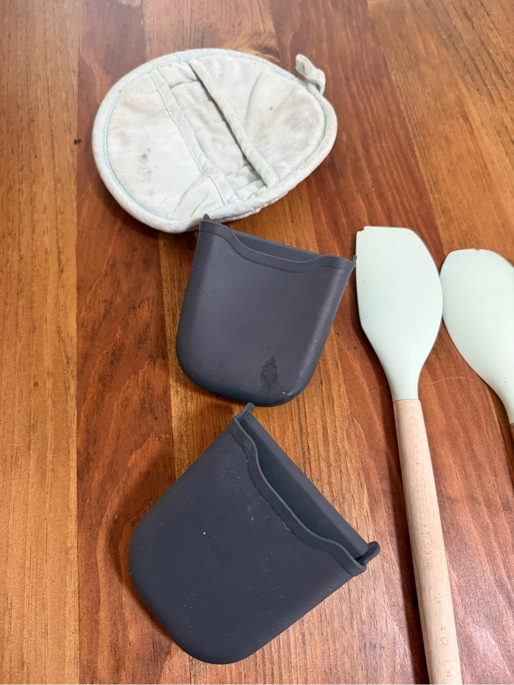 Mint Green Silicone & Wood Kitchen Utensil Set - 6 Piece